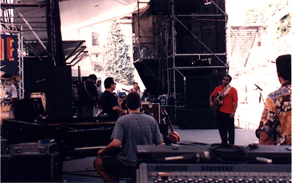 georges benson2.jpg (38282 octets)